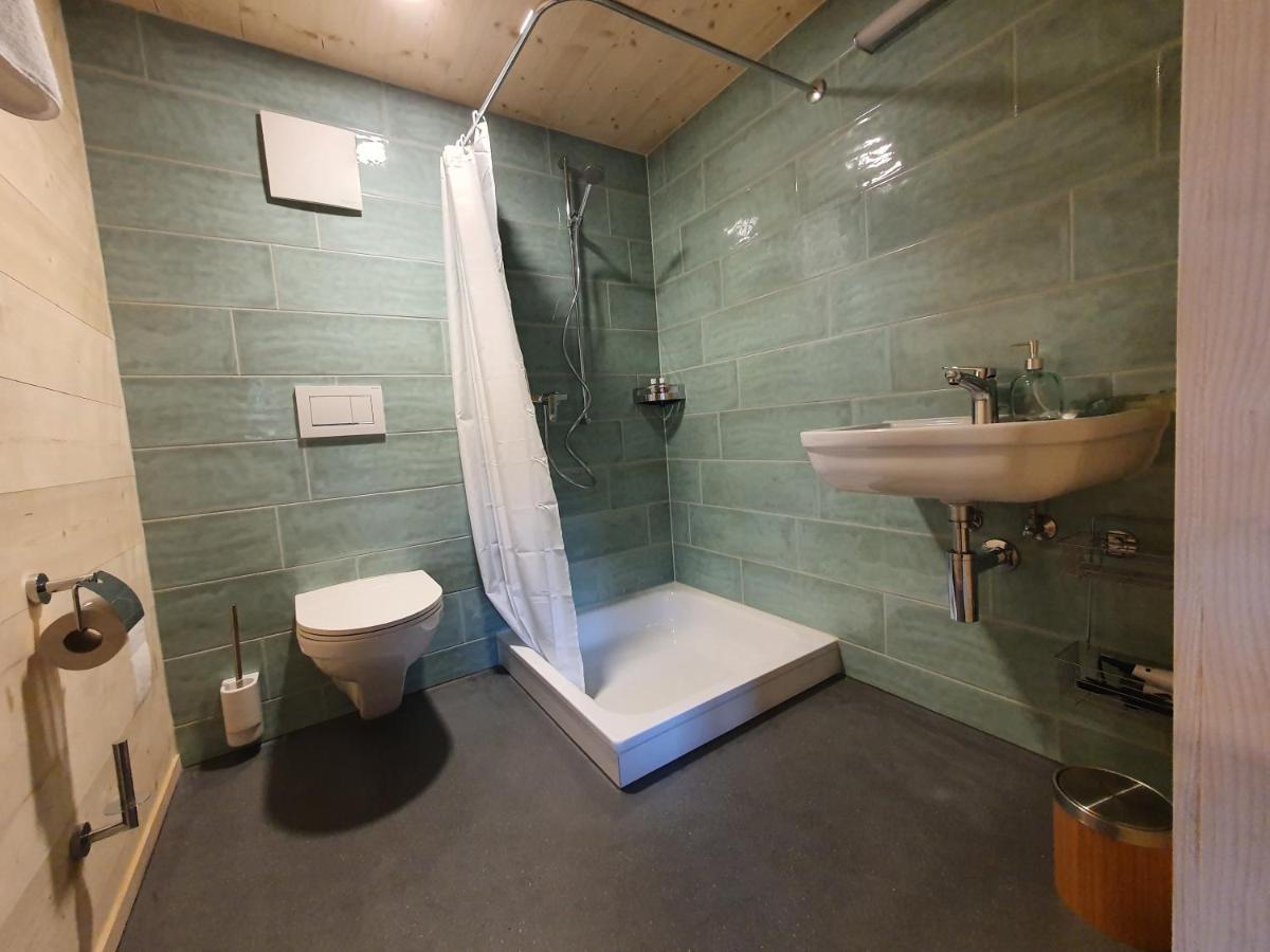 Viva B&B Urmein Bagian luar foto